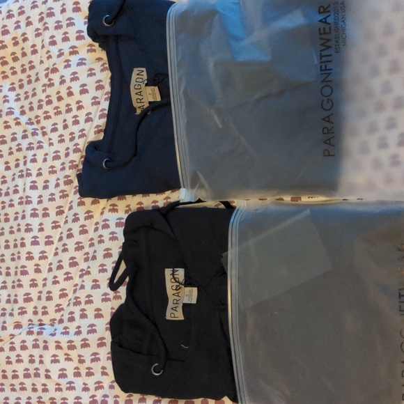 COPY - Paragon fitwear verona crop hoodie - Picture 3 of 3